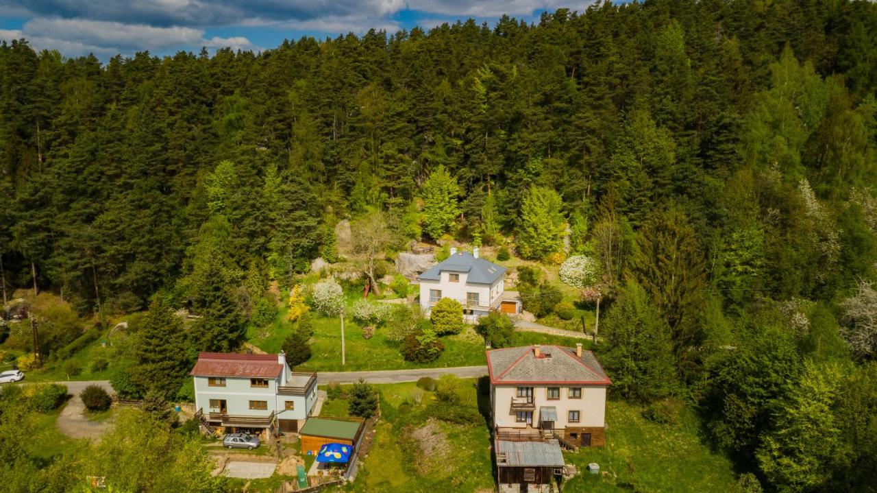 Apartman Pod Skalou V Ceskem Raji Besedice Eksteriør bilde